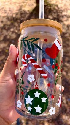 Secret Santa At Work, Christmas Gift Exchange Ideas, Gift Exchange Ideas, Painting Glass Jars, Christmas Cups, Christmas Gift Exchange, Diy Glass Bottle Crafts, Starbucks Christmas, Be Wise