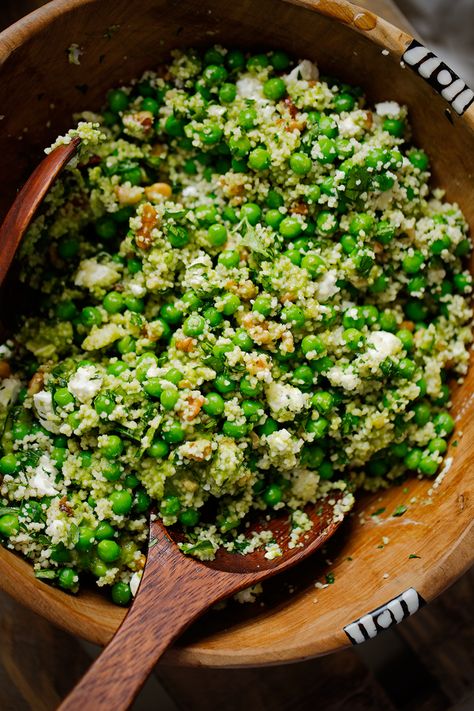 Basil Vinaigrette, Couscous Salat, Vinaigrette Recipe, One Pot Dinners, Couscous Salad, Spring Salad, Spice Jar, Spring Recipes, Side Salad