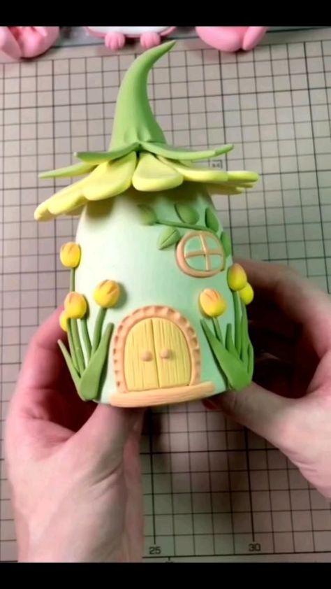 Resipi Kek, Fairy House Crafts, Fairytale House, Clay Fairy House, Clay Crafts For Kids, Fairy House Diy, Quilled Creations, Fairy Garden Crafts, Diy Air Dry Clay