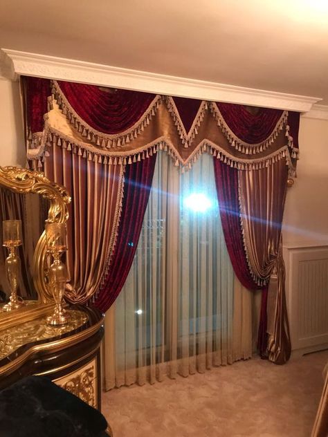 Curtains can greatly enhance the appearance of any part of the house. Here are some modern curtain ideas that you can try out in different rooms of your house.... John Lewis Curtains, Modern Curtain Ideas, Curtain Designs Living Room, Indian Bedroom Design, Fancy Curtains, Make Your Home Look Expensive, Modern Drape, Decorative Window Treatments, Unique Curtains