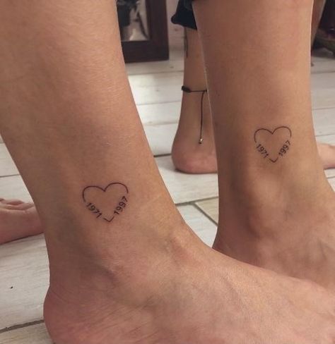 Tattoo Idea Mom And Daughter, Tattoos For Daughter And Mom, Mothers Daughter Tattoo, Tattoo About Mother, Tattoo For Mum And Daughter, Tattoo Ideas With Mom And Daughter, Tattoo Ideas About Moms, Matching Tattoos To Get With Your Mom, Cute Mother And Daughter Tattoos