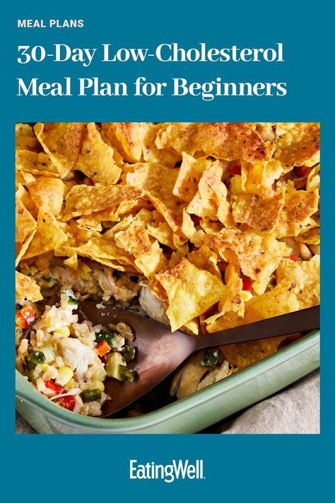 You’ll find meal-prep tips and easy-to-follow recipes in this heart-healthy 30-day low cholesterol meal plan for beginners. #healthyeating #healthyfoods #healthylifestyle #healthyrecipes#cholesterol#healthycholesterol#recipesforhealthycholesterol#highcholesterol#howtolowercholesterol Meal Ideas To Lower Cholesterol, Cholesterol Lowering Foods Recipes Breakfast, Meal Prep For The Week Low Cholesterol, Family Friendly Low Cholesterol Meals, Quick Low Cholesterol Meals, Easy Cholesterol Friendly Recipes, Foods To Help Lower Cholesterol Recipes, Low Cholesterol Sandwiches, Cholesterol Lowering Meal Plan