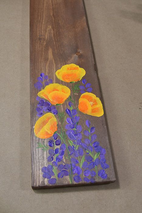 Create your own address sign and hand painted California Poppies and Lupines on it. Easy DIY and step by step painting tutorial with video to paint poppies and lupines easily. A link is provided to help you print out your own address numbers. #easycrafts #DIYsigns #howtopaint Lupins Painting, Lupine Flowers Painting, Paint Wildflowers Easy, How To Paint Lupine Flowers Acrylic, Flower Murals, Paint Poppies, Diy Address Sign, Painting California Poppies, Peace Poles