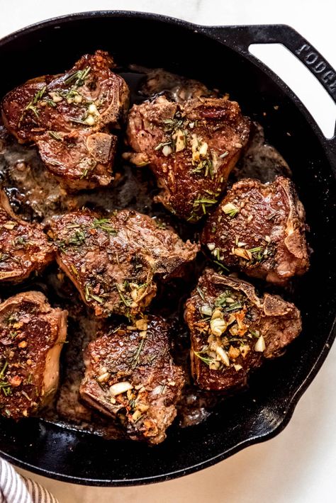 These Pan Seared Lamb Loin Chops are made with fresh rosemary & thyme, aromatic garlic, and delicious butter. These lamb chops are so flavorful but also simple to prepare. All you need is your cast iron pan to get that wonderful crust you get at a fancy restaurant from the comfort of your own home! Lamb Loin Chop Recipes Cast Iron, How To Prepare Lamb Chops, Lamb Loin Recipes, Pan Seared Lamb Chops, Seared Lamb Chops, Lamb Loin Chop Recipes, Lamb Chops Pan Seared, Unhealthy Recipes, Loin Recipes