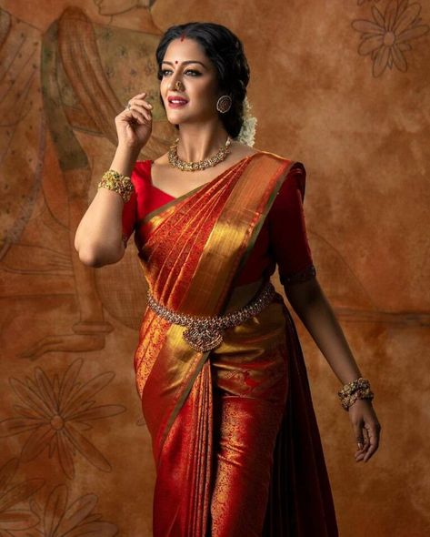 Vimala Raman in red kanchi saree by Anya Boutique 2 Red Saree Look, Poses In Saree, Vimala Raman, भारतीय दुल्हन संबंधी, Red Saree Wedding, Kanchi Saree, South Indian Wedding Saree, Indian Wedding Saree, Sarees South Indian