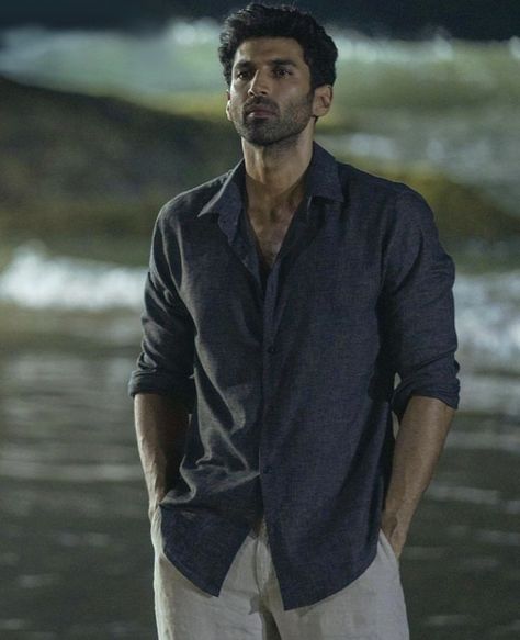 Aditya Roy Kapoor, Aditya Roy Kapur, Roy Kapoor, Vintage Bollywood Aesthetic, Husband Appreciation, Night Manager, Disney Hotstar, Mens Smart Casual Outfits, Classy Outfits Men