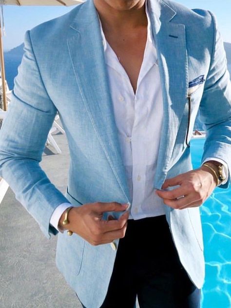 Blue Blazer Outfit Men, Men Suits Blue, Blue Blazer Outfit, Best Suits For Men, Casual Outfits For Men, Light Blue Blazer, Blazer Outfits Men, Mens Summer Outfits, Mens Fashion Blazer