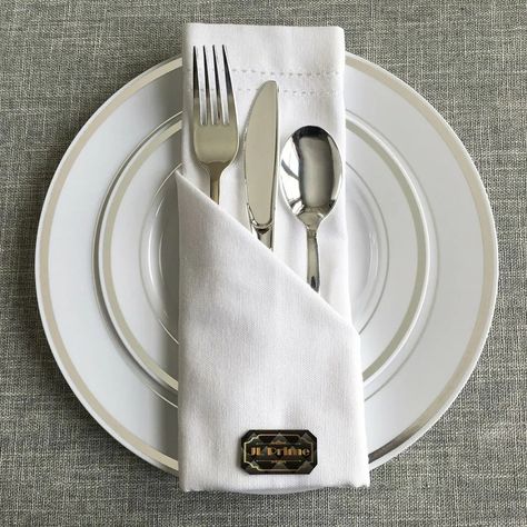 Sturdy Disposable Silver Plastic Plates and Cutlery 125 Pieces - On Sale - Bed Bath & Beyond - 39043720 School Anniversary, Plastic Plates Wedding, Plates And Cutlery, Disposable Utensils, Romantic Wedding Centerpieces, Plates Wedding, Disposable Plastic Plates, Plastic Silverware, Plastic Utensils