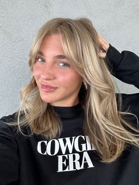 Brynn Rumfallo Hair, Brynn Rumfallo Aesthetic, Brynn Rumfallo, Gorgeous Pics, Blonde Hair Inspiration, Dance Mom, Face Card, Beauty Queen, Clean Girl