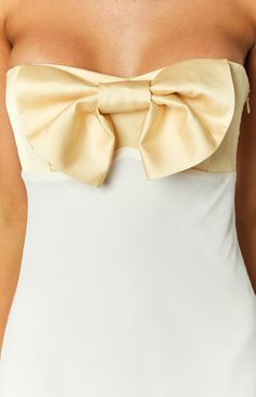 Simple White Heels, Simple Bag, Spring Formal, Prom Midi Dress, Yellow Bow, Event Dress, Wedding Plan, School Event, Dress Stand