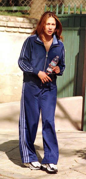 Jlo 2000s, Adidas Track Pants Outfit, Track Suit Outfit, Jennifer Lopez Outfits, Track Suits Women, Track Pants Outfit, Jenny From The Block, Tracksuit Outfit, 2000s Outfits