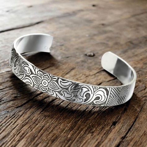 Silver arm cuff