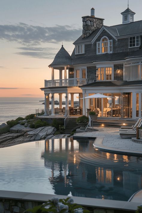 Lavish New England Estate Hamptons Mansion Aesthetic, Big Coastal House, Maine Mansions, Nantucket Mansion, Dream Beach Houses Luxury, New Jersey Beach House, Big Beach House, New England Mansion, Beach House With Pool