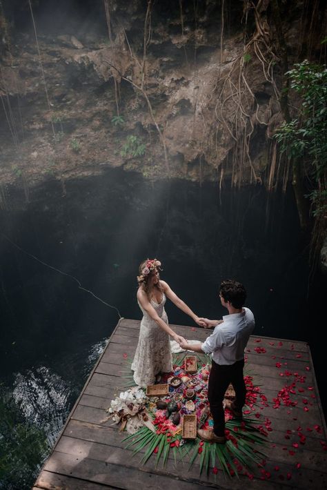 This couple ditched traditional wedding plans and opted for a spiritual experience in a Tulum cenote | Images by That Moment Photo + Andre Gouin Irish Wedding Traditions Handfasting, Cenote Wedding, Mayan Wedding, Mystical Wedding, Spiritual Wedding, Dark Wedding Theme, Pagan Wedding, Mexico Elopement, Boda Mexicana