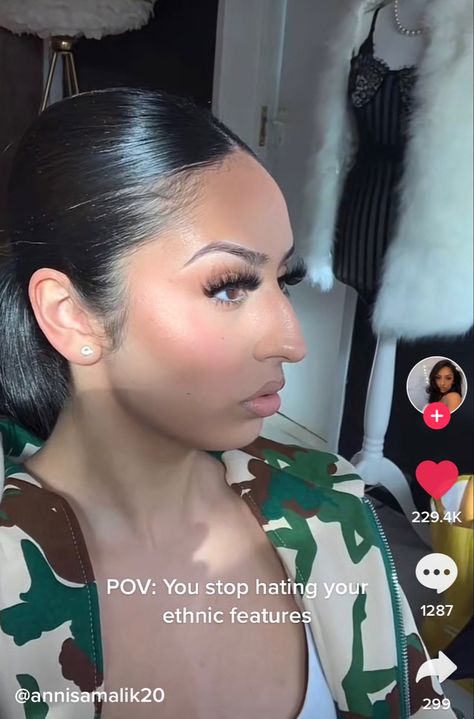 Hawk Nose Women, High Nose Bridge Side Profile, Big Noses Women, Nose Bump Side Profile, Aqualine Nose, Roman Nose Women, Big Nose Aesthetic, High Bridge Nose, Arched Nose