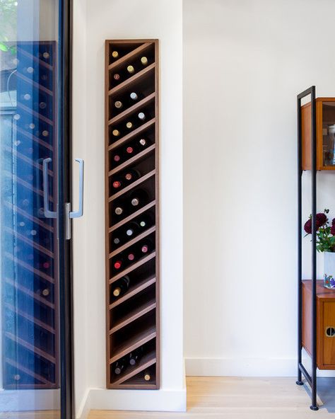 Built in wine nook between studs. Brilliant!! تحت الدرج, Modern Wine Rack, Wine Rack Design, Built In Wine Rack, Home Wine Cellars, Wine Rack Storage, Wine Shelves, Wine Wall, Wine Rack Wall