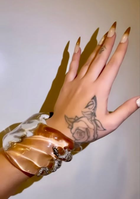 Fire Nails Acrylic, Kali Uchis Tattoo, Kali Uchis Nails, Nails Fire, Nail Ideas Almond, Nail Ideas Pink, Too Much Sugar, Kali Uchis, Acrylic Nails Coffin Pink