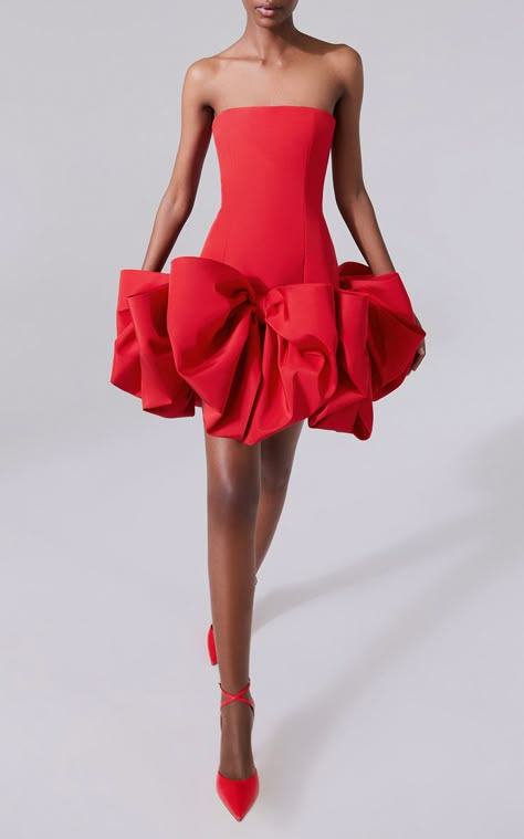 Women's Carolina Herrera Resort 2025 Collection | Moda Operandi Short Dresses Wedding Guest, Unique Birthday Dress, Haute Couture Short Dress, Short Wedding Guest Dress, Moda Operandi Dress, Carolina Herrera Dress, Resort 2025, Fancy Short Dresses, Satin Short