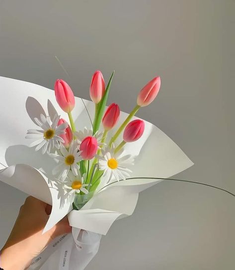 Tulips And Roses Bouquet, Tulip Bouquet Arrangement, Flower Bouquet Tulip, Flower Bouquet Arrangements, Tulip Flower Bouquet, Tulip Bouquets, Bouquet Tulips, Pink Tulips Bouquet, Fav Flower