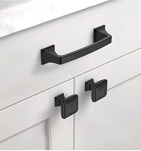 Black Cabinet Door Handles, Matte Black Cabinet Knobs, Black Cupboard Door Handles, Cabinet Hardware Black Matte, Black Kitchen Cabinet Knobs, Matte Black Kitchen Hardware White Cabinets, Black Cabinet Knobs Kitchen, Black Drawer Pulls Bathroom, Black Matte Cabinet Hardware