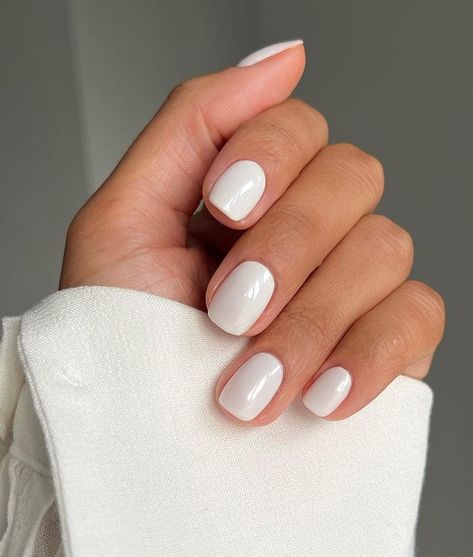 White Short Nails, Fake Nails White, White Gel Nails, Milky Nails, Her Nails, White Nail Designs, Manicure Y Pedicure, Chic Nails, Square Nails