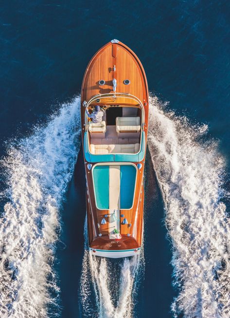 Riva Boot, Riva Aquarama, Riva Yachts, Mahogany Boat, Riva Boat, The Shah Of Iran, Full Throttle, Luxe Life, Classic Boats