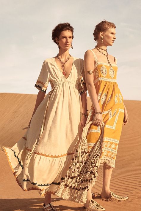 Zara Collection Spring 2019 Campaign | Fashion Gone Rogue Zara New Collection 2023, Zara Campaign, Editorial Campaign, Zara Spring, Cream Maxi Dress, Boho Mode, Spanish Fashion, Campaign Fashion, Mode Boho