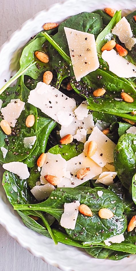 Spinach Salad Salad With Pine Nuts Healthy, Easy Homemade Salad Dressing, Veg Salads, Pine Nuts Salad, Simple Spinach Salad, Parmesan Salad, Lobster Dinner, Spinach Salad Recipes, Salad With Chicken