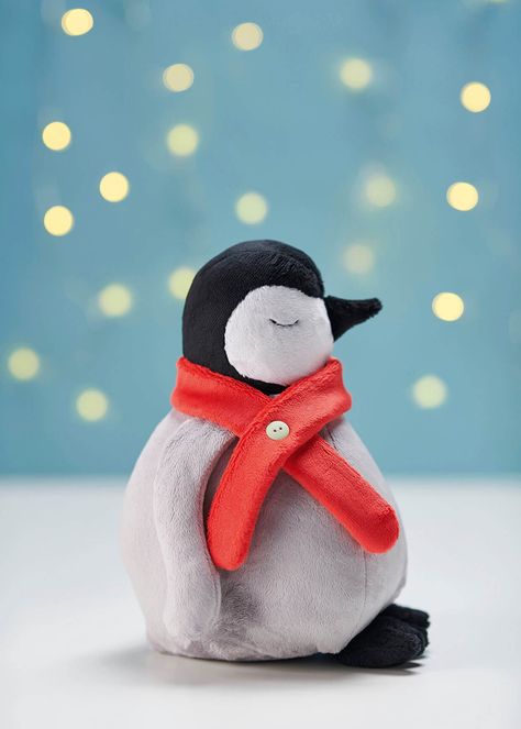 Penguin sewing pattern Jean Sewing Projects, Penguin Sewing Pattern, Jean Sewing, Kids Sewing Ideas, Kids Sewing Crafts, Magazine Projects, Cloth Toys, Basic Sewing Kit, Christmas Knitting Patterns Free