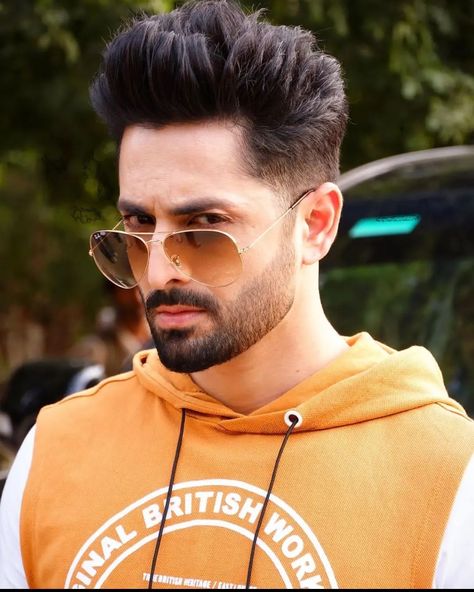 Danish Taimoor Hairstyle, Kaise Teri Khudgarzi, Parmish Verma Beard, Men Haircut Short, Danish Taimor, Beckham Hairstyle, Hiba Bukhari, David Beckham Hairstyle, Tunisha Sharma