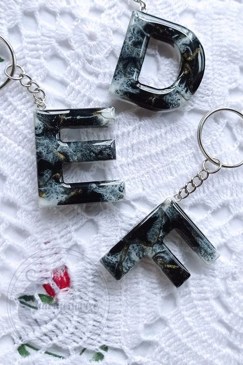 Resin Letter Keychain Ideas For Men, Resin Keychain For Boys, Epoxy Letter Keychains, Keychain For Boys, Letter Keychain Resin, Resin Keychain For Men, Resin Alphabet Keychain, Resin Letter Keychain Ideas, Resin Keychain Ideas Alphabet