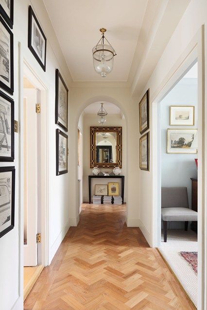 Discover hallway ideas on HOUSE - design, food and travel by House & Garden, including this simple black and white corridor. White Corridor, London Apartment Interior, Flat London, Traditional Hallway, Sanctuary Decor, London Homes, Oak Parquet, Parquet Floor, Hallway Designs