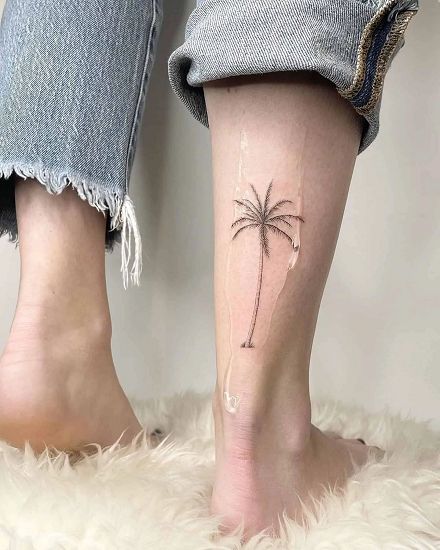 70+ Gorgeous Palm Tree Tattoo Ideas & Reasons To Get Them — InkMatch Palm Tree Tattoo Ideas, Palm Tree Tattoos, Tree Tattoo Ideas, Tree Tattoo Meaning, Tree Tattoo Forearm, Tree Tattoo Back, Tree Tattoo Men, Matching Tats, Small Palm Trees