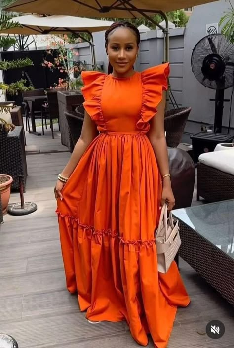 Flare Dress Outfit Classy, Classy Short Dresses, 2piece Outfits, Chic Dress Classy, African Inspired Clothing, Classy Dress Outfits, Classy Casual Outfits, Latest African Fashion Dresses, Design Dresses