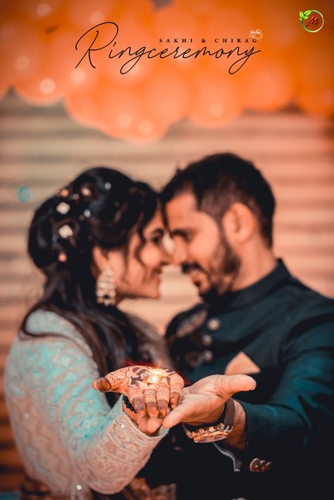 Rings Engagement Couple Pose, Engagement Ceremony Poses, Ringceremony Couple Poses, Ring Ceremony Photoshoot, Rings Ceremony Photography, Ring Ceremony Photography Couple, Ring Seremani Poses, Ringceremony Shoot, Ingejment Couple Pic