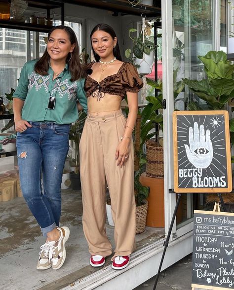 Nadine Lustre Outfits, Nadine Lustre Fashion, Estilo Vanessa Hudgens, Music Video Director, Video Director, Nadine Lustre, Lead Role, Vanessa Hudgens, Must Buy