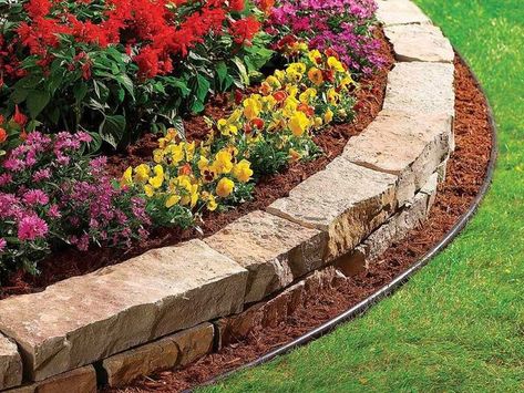 Why You Should Consider Creating a Garden Bed Edging Garden Bed Edging, Metal Garden Edging, Edge Ideas, Grass Species, Creating A Garden, Weeds In Lawn, Plastic Edging, Brick Pavers, Natural Edge