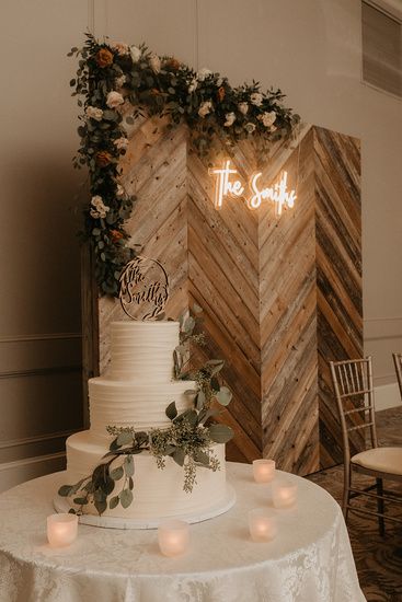 ... Wood Backdrop Wedding, Renault Winery, Country Glam, Bee Wedding, Head Table Wedding, Rustic Modern Wedding, Photo Backdrop Wedding, Rustic Backdrop, Rustic Fall Wedding