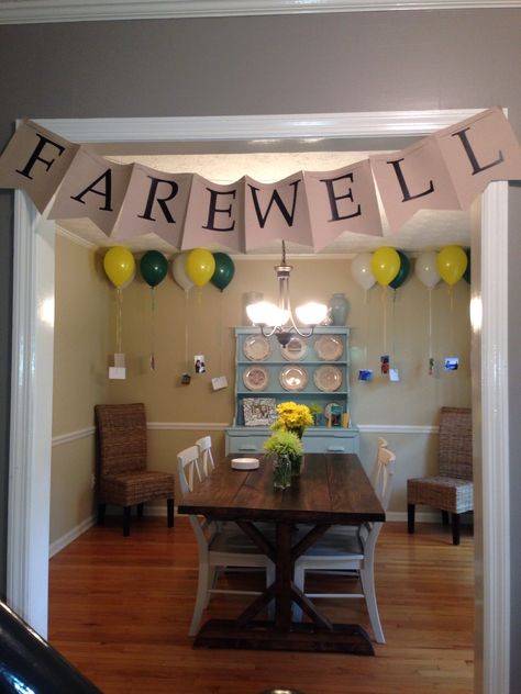 Farewell banner Diy Farewell Decorations, Fare Well Decoration Ideas, Fare Well Party Decorations, Simple Farewell Decoration, Farewell Decorations Idea, Farwell Decoration Idea, How To Decorate For A Farewell Party, Decoration Ideas For Farewell Party In School, Farewell Banner Ideas