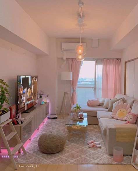 Cute Living Room, Girly Apartment Decor, Girls Dorm Room, Apartment Living Room Design, Dream Apartment Decor, Pink Living Room, Future Apartment Decor, Dream House Rooms, Cozy Room Decor