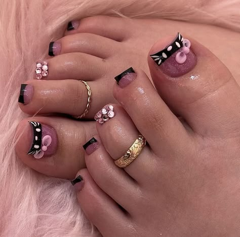 Toenail Polish Designs, Beige Nails Design, Toenail Designs, Gel Toe Nails, Acrylic Toes, Acrylic Toe Nails, Gel Toes, Beige Nails, Toenail Polish