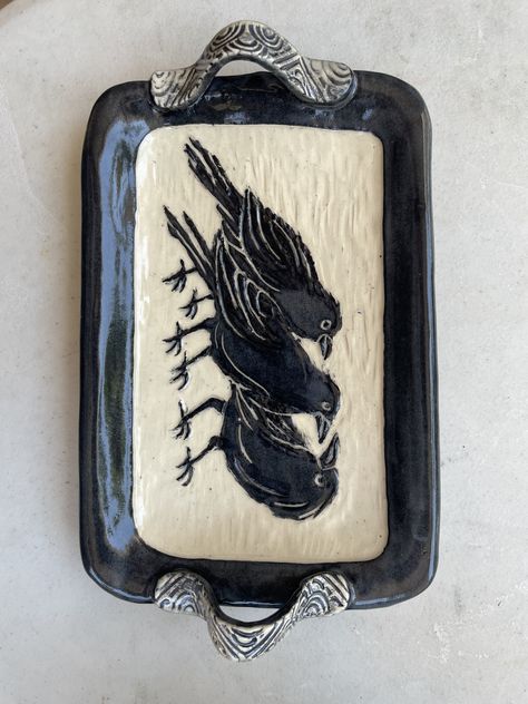 Dark Ceramic Art, Goth Ceramics, Gothic Clay Ideas, Gothic Ceramics, Goth Pottery, Gothic Pottery, Hand Pottery, Pottery Painting Ideas, Spooky Tattoos