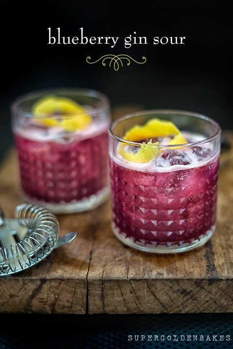 Supergolden Bakes: Blueberry gin sour cocktail Blueberry Gin, Cocktail Gin, Gin Sour, Gin Drinks, Sour Cocktail, Drink Drank Drunk, Halloween Desserts, Gin Cocktails, Delicious Cocktails