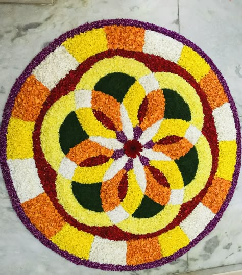 Onam Flower Design Simple, Athapukalam Design, Onam Simple Pookalam, Pookalam Simple Design, Pukalam Designs, Athappookkalam Design, Ona Pookkalam Design, Onapookalam Designs For Competition, Athapookalam Designs For Competition