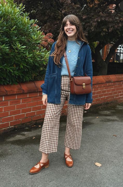 Philly Outfit Winter, Bookish Outfits Summer, Painter Style Outfit, Outfit Ideas Artist Aesthetic, Plaid Pants Outfit Christmas, Two Piece Modest Outfit, Librarian Aesthetic Outfit Vintage, Grace Adler Outfits 90s, Midwest Fashion Outfits