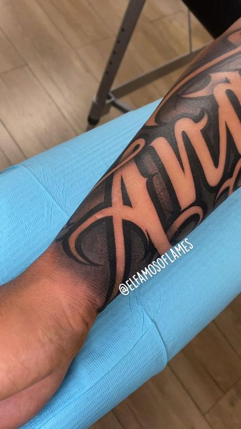 Typographic Tattoo, Black Men Tattoos, Names Tattoos For Men, Sleeve Tattoos For Guys, Half Sleeve Tattoos Drawings, Tattoo Lettering Styles, Small Forearm Tattoos, Men Tattoos Arm Sleeve, Forarm Tattoos