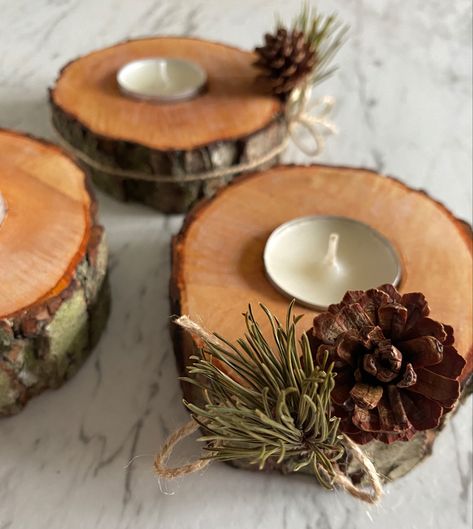 Tea Candle Holders Diy, Wood Slice Candle Holder, Log Candle Centerpiece, Rustic Wedding Decor Centerpieces, Woodland Wedding Centerpieces, Cord Crafts, Woodland Wedding Decorations, Log Candle Holders, Woodwork Designs