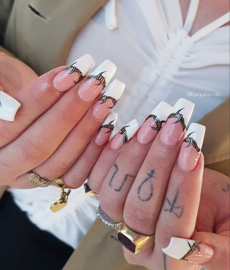 Barb Wire Nails, Barbed Wire Nails, Wire Nails, Shorties Nails, Vegas Nails, Dark Kawaii, Angel Nails, Halloween Nails Easy, Long Square Nails