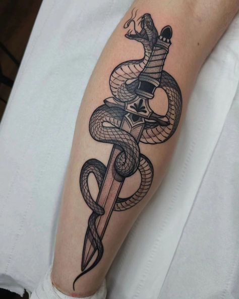 Work by @kerrynellantattoo ▪️Snake and Dagger I got to do today, thanks so much Alex for making the journey!🖤 . . . . #blackworktattoo #blackwork #blackworknow #lineworktattoo #lancaster #stippletattoo #dotworkers #Snake #Dagger #tattoo #tattoodesign #tattooartist #ink #illustrativetattoos #killerink #starrtattoosupplies #stippling #art #artistsoninstagram