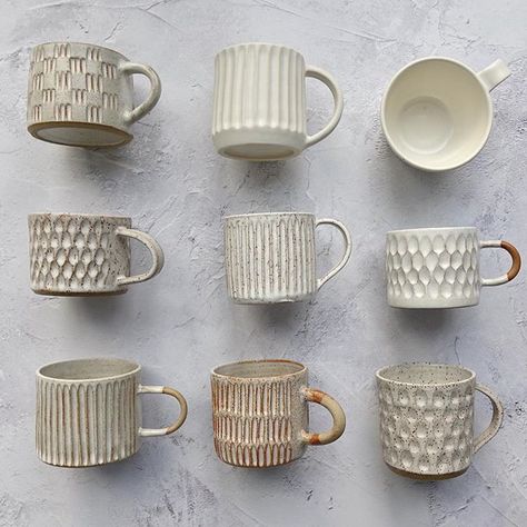 K_Ceramics auf Instagram: „FLATLAY - Day 3 #marchmeetthemaker @joannehawker Collection of mugs. No two are the same and I like that they're all related but…“ | Love these hand thrown mugs! #pottery #ceramics Ceramic Etching Ideas, Ceramic Art Techniques, Handbuilding Ceramics Ideas, Textured Mug Ceramics, Ceramics Ideas Pottery Creative, Small Ceramic Projects, Ceramic Mug Set, Mug Inspiration, And I